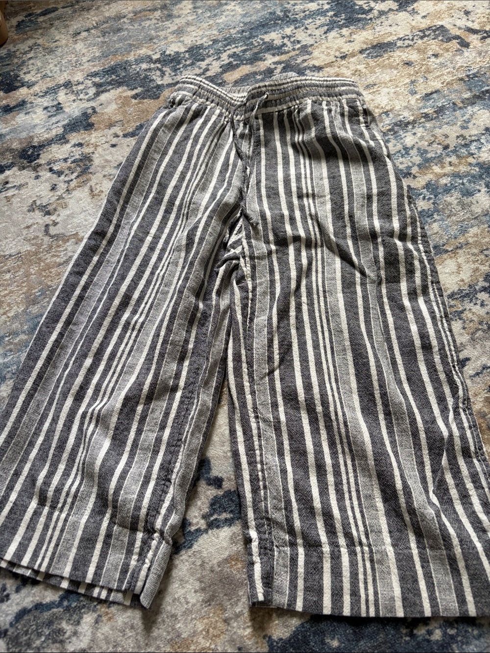 Banana Republic Navy & White Striped Wide-Leg Crop Pants